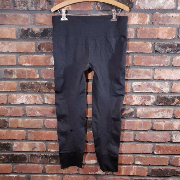 lululemon athletica Pants - Lululemon Gray Ebb To Street Athletic Leggings